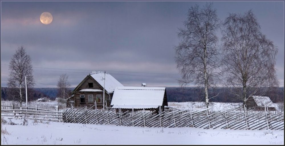 ДЕСЯТЬ ПЕСЕН О ЛУНЕ...