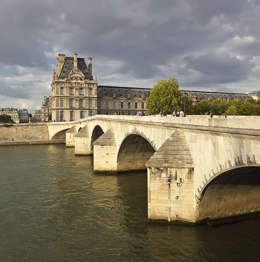Paris^2
