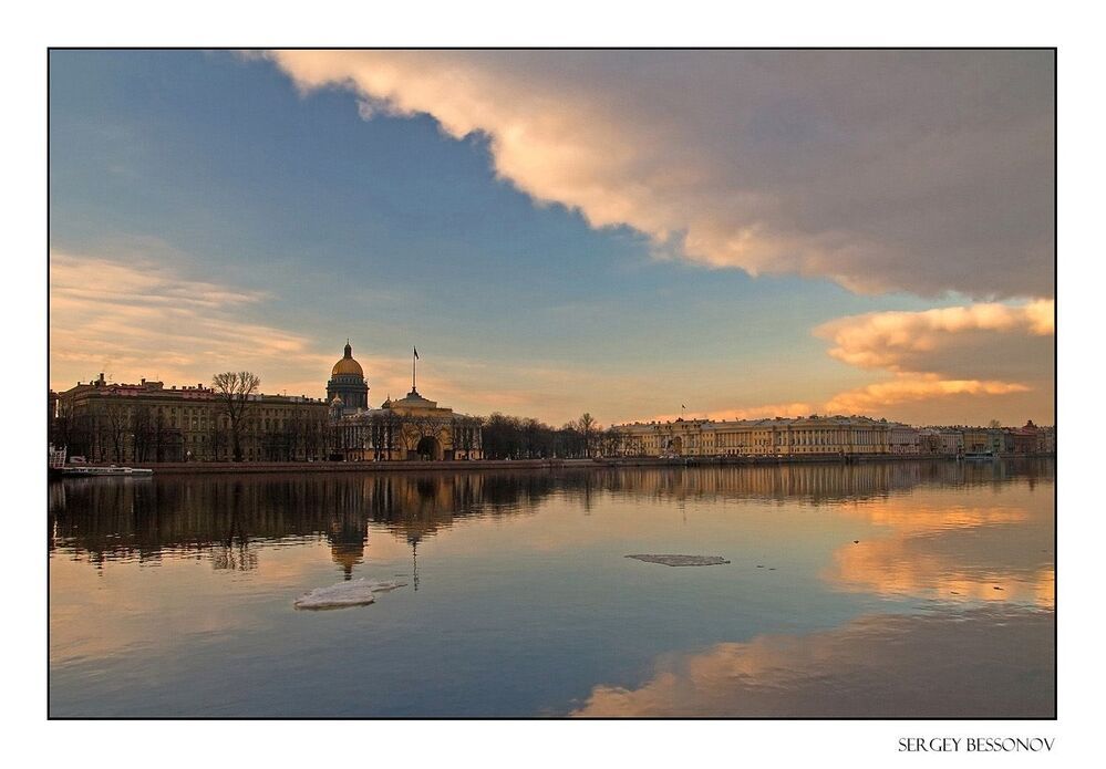 Весна. Утро. Петербург.