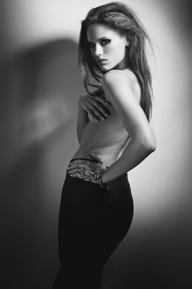 Helen @Fondi Models