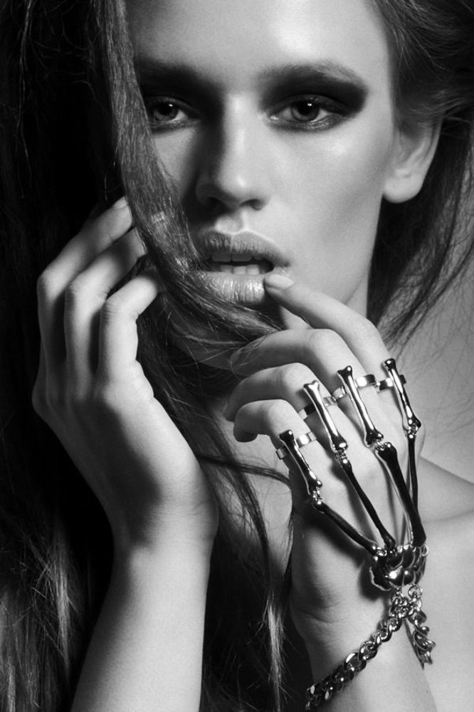 Helen @Fondi Models