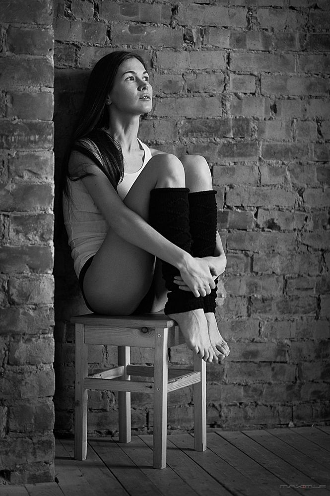 B&W