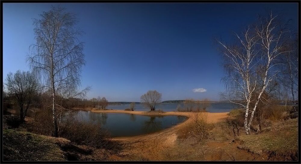 апрель
