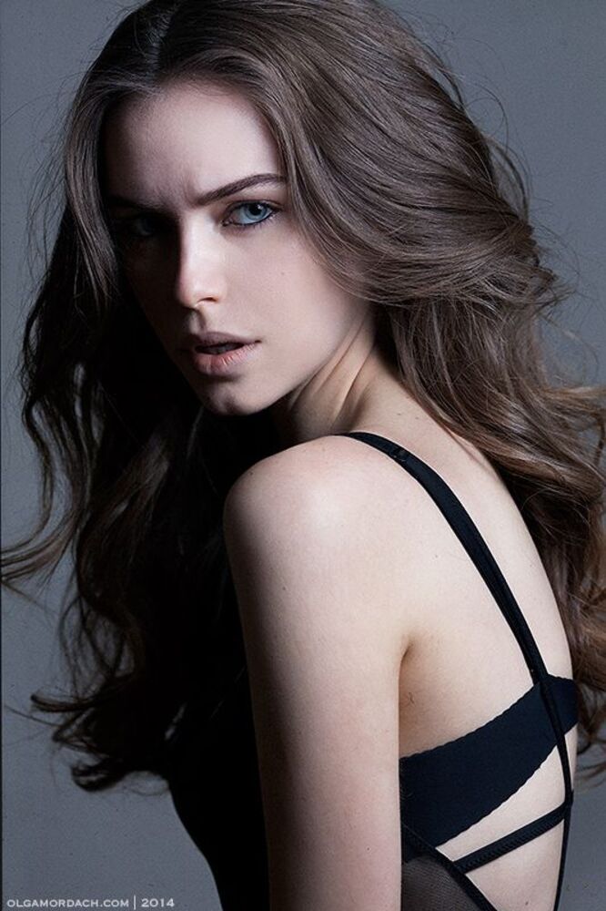 kate shushakova \ WOMEN