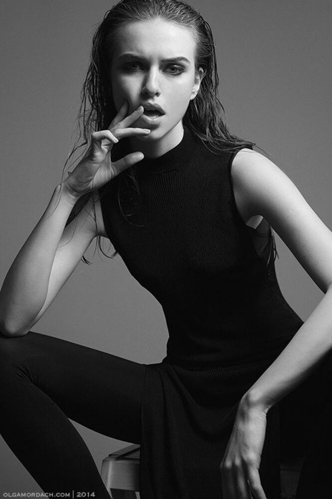 kate shushakova \ WOMEN