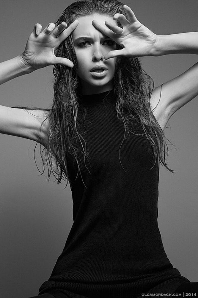 kate shushakova \ WOMEN