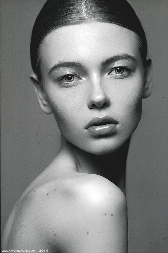kate ledneva /WOMEN