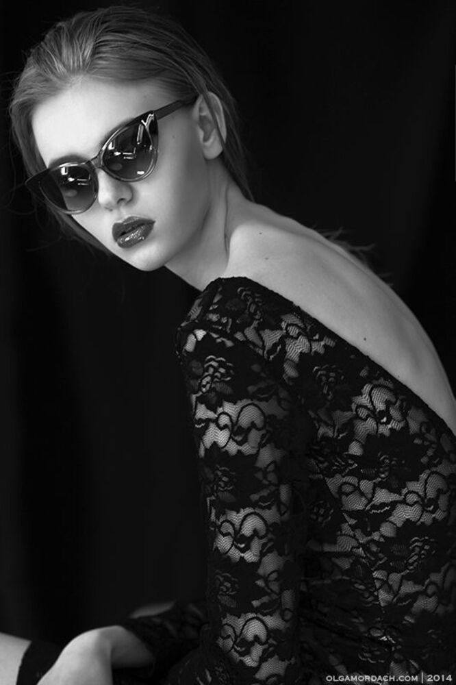 kate ledneva /WOMEN