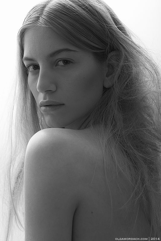 Valeria Sanesi \ WOMEN