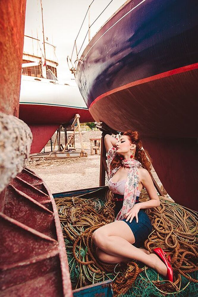 Pin Up