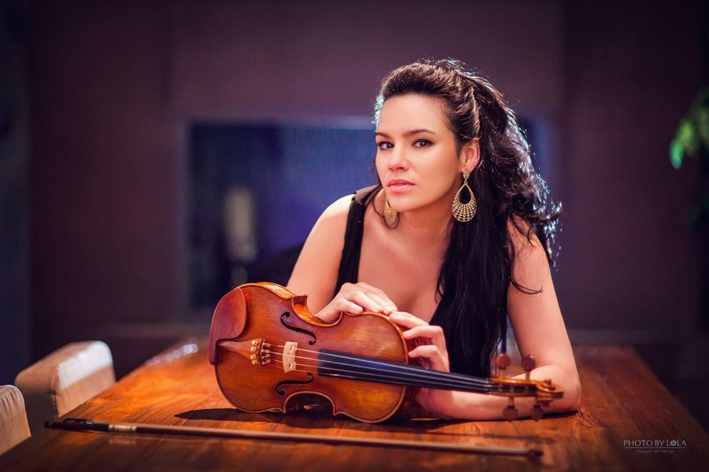 Violinist Ivet Curbelo