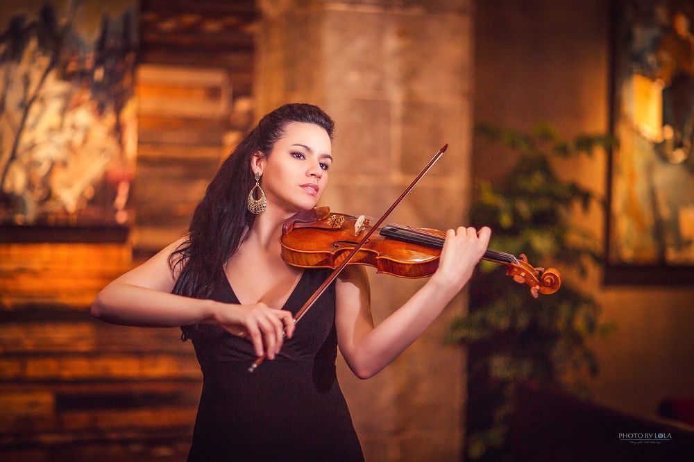 Violinist Ivet Curbelo