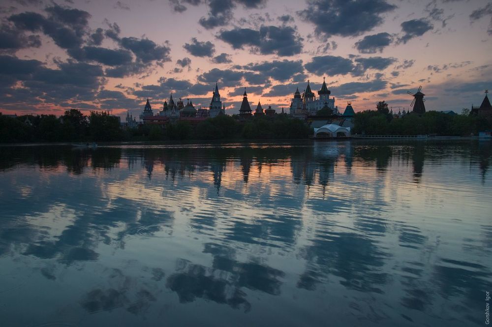 Измайловский Кремль летним вечером