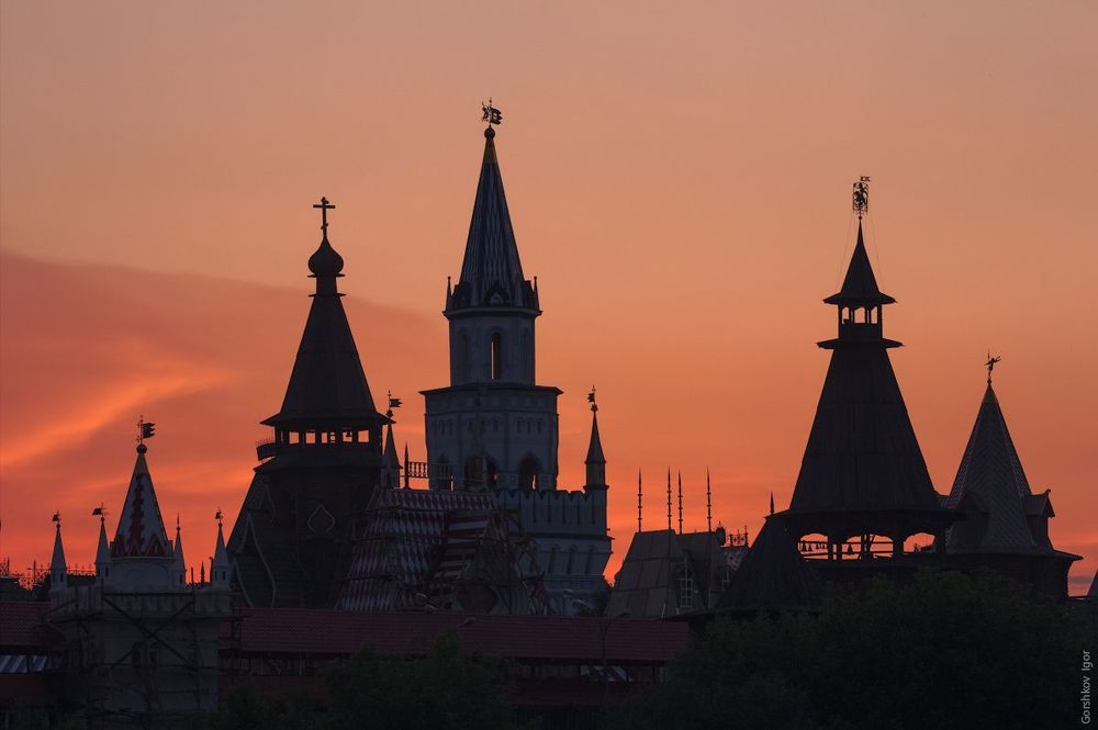 Измайловский Кремль летним вечером