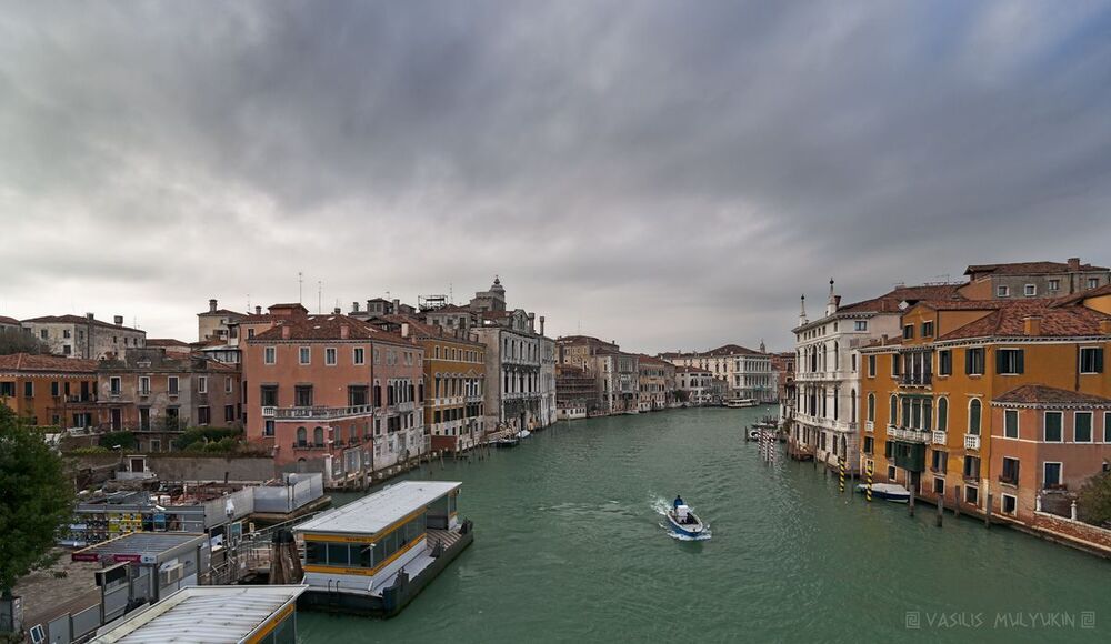 Venezia ... Большой Канал с моста Академия ... мимоходом