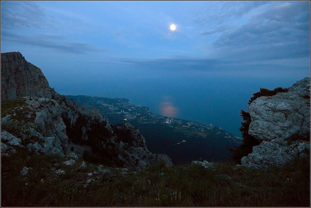 Восход луны над Мисхором