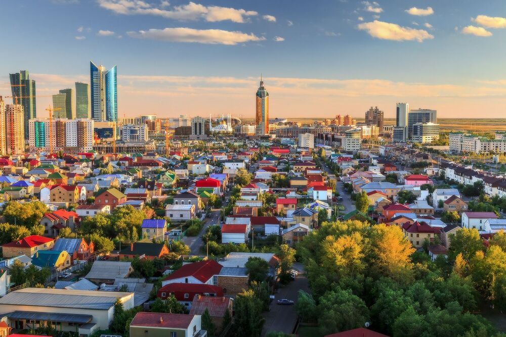 С днем рождения Астана...