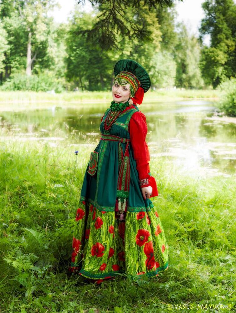сей наряд , сударыни  на "сносях"