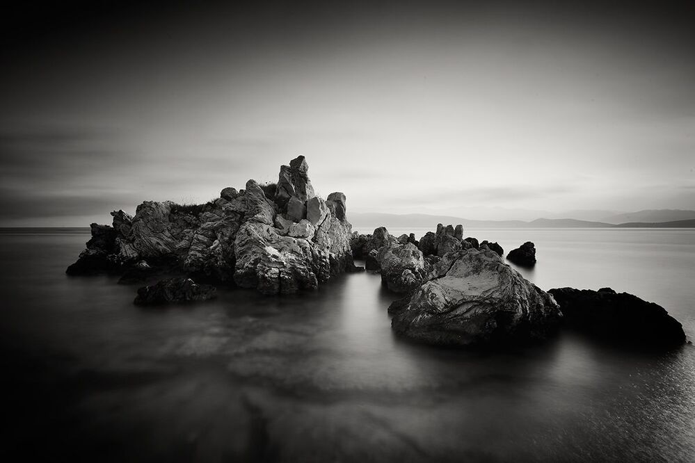 Stone(s)