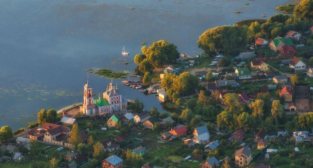 Так грачи видят славный город Переславль.