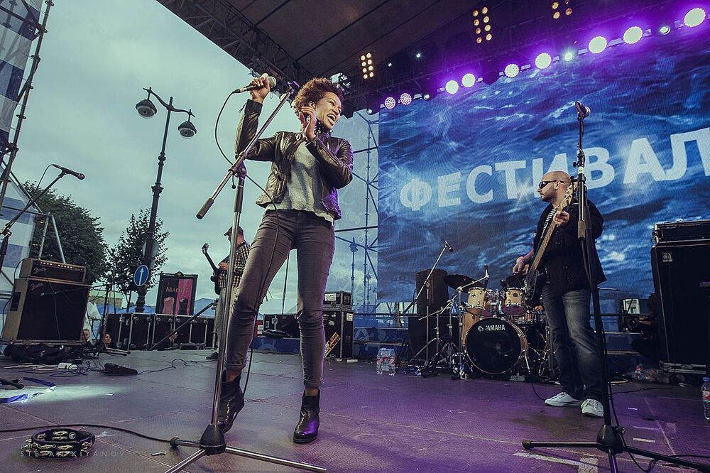 "BLUES дельты Невы" - 30.08.2014г. Санкт-Петербург. Вариация в цвете.