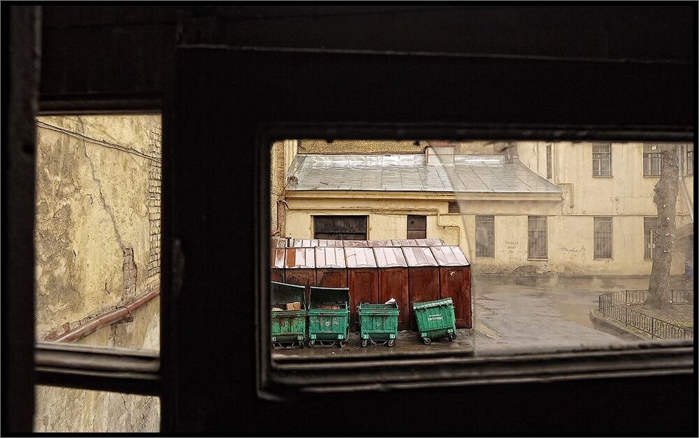 В Питере дождь...