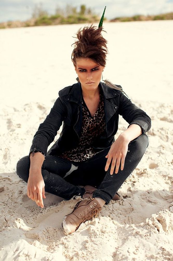 MUA, Hair: Анастасия Станилевич
Model: Виктория Татаренкова