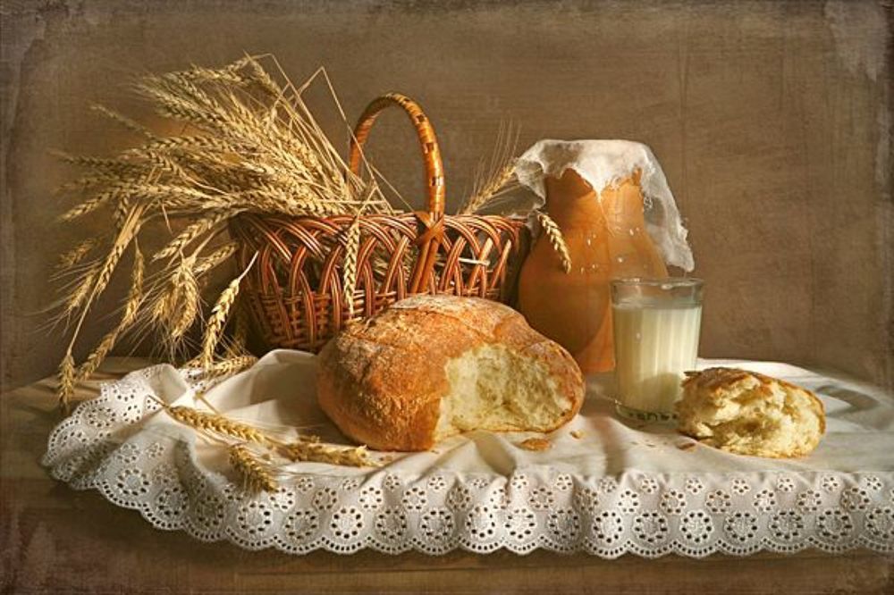Хлеб,салфетка,корзина,колоски,кувшин,молоко,стакан