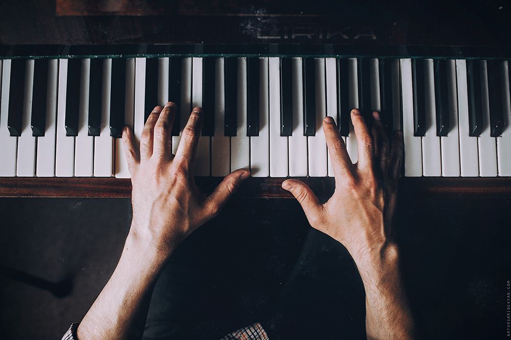 PIANIST | Story of a man and his dog