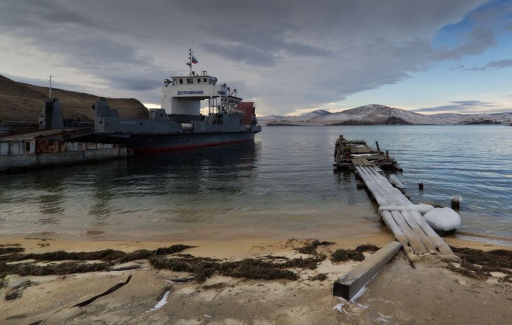 Байкальского Моря корабли...