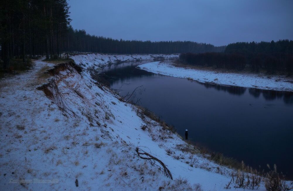 притихшие реки...