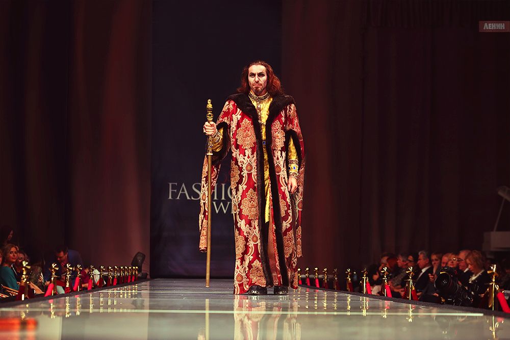 Модель Сергей ЛЕНИН.
Коллекция Алисы Раевой.
Estet Fashion Week ноябрь 2014.