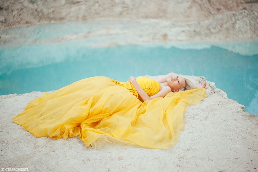 Yana (YELLOW)