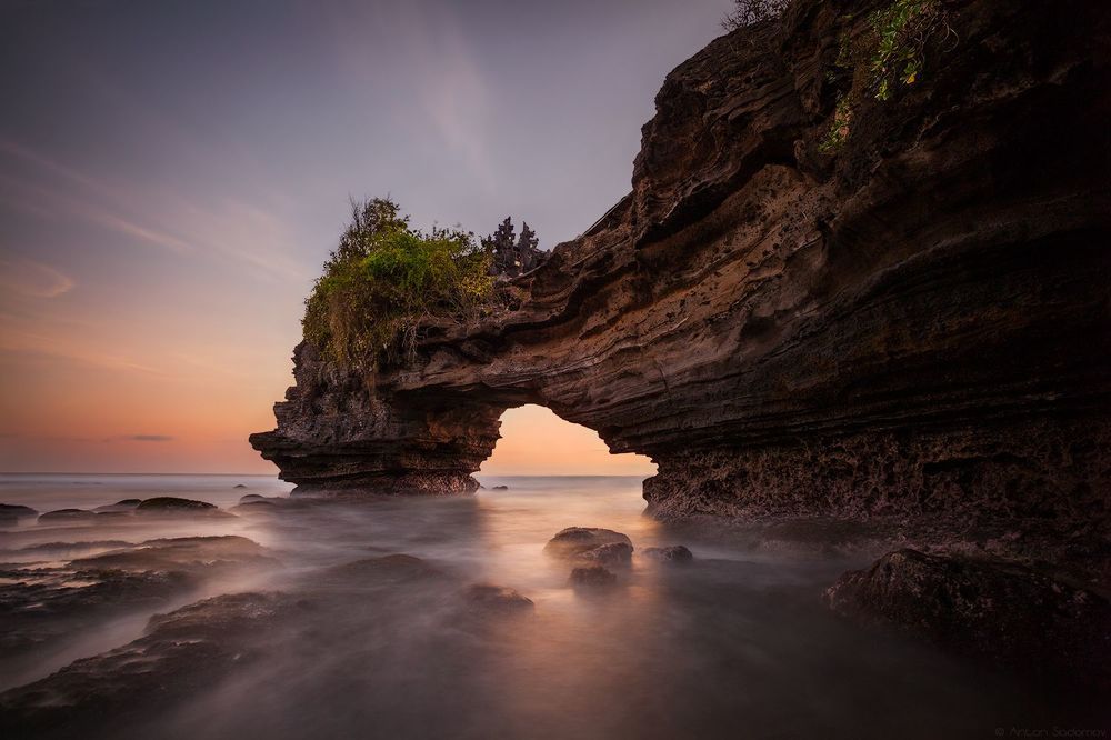 Batu Bolong