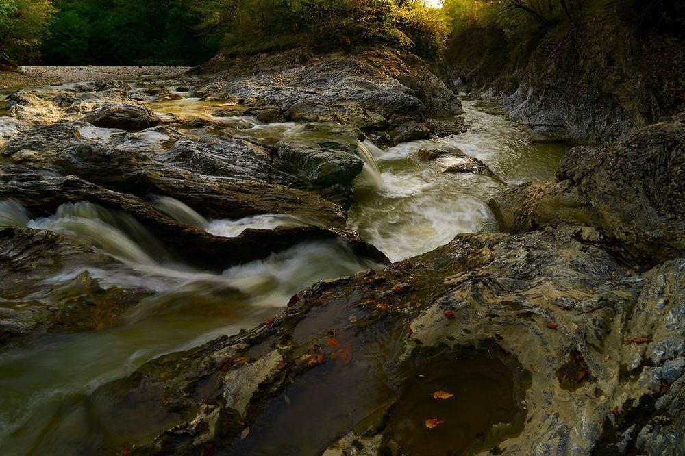 Река Сахрай , водопад Манькин шум