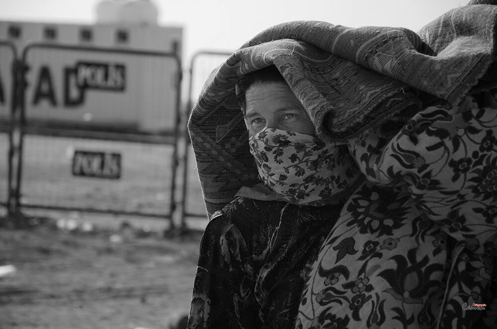 KOBANİ SINIRDAN GE&Ccedil;İŞ