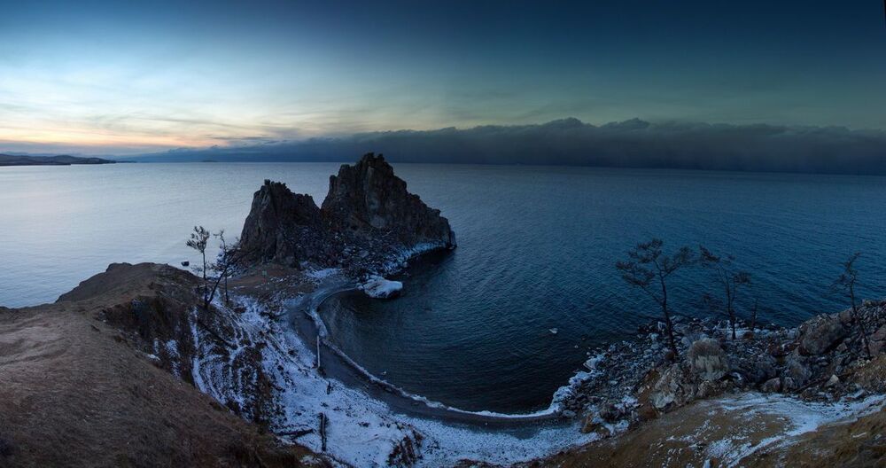 Шаманка скала