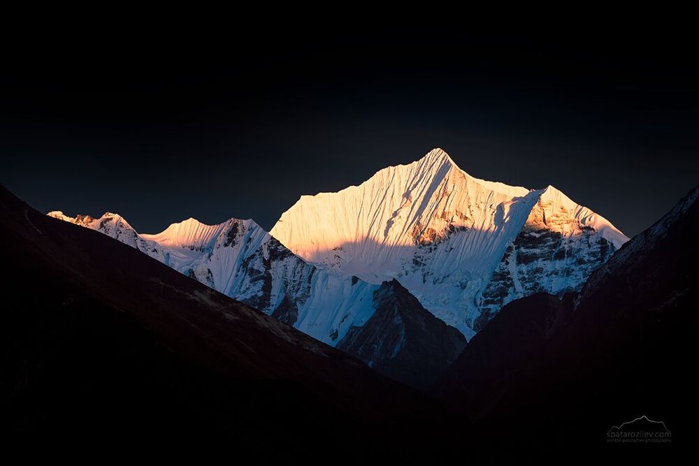 Ganchempo (6,387m.) is a peak situated in the Langtang National Park, Himalaya, Nepal