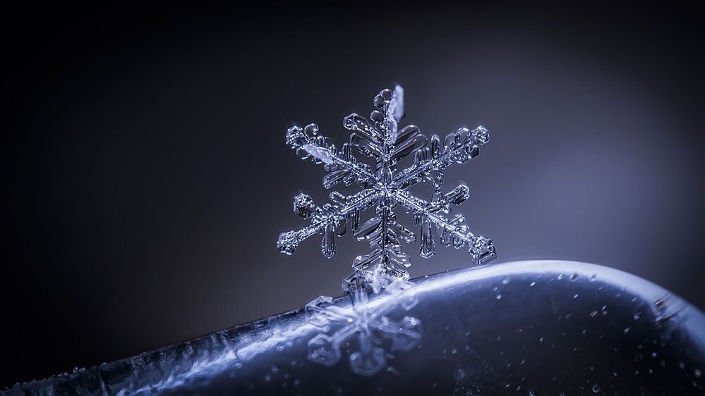 Вода. Зима.