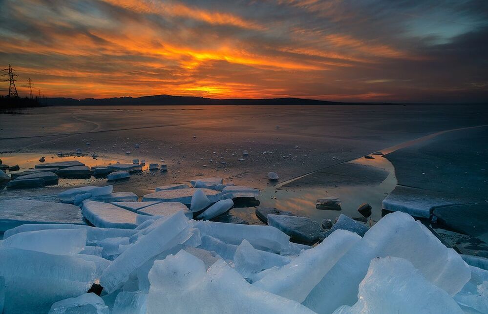 Fire and ice/Огонь и лед