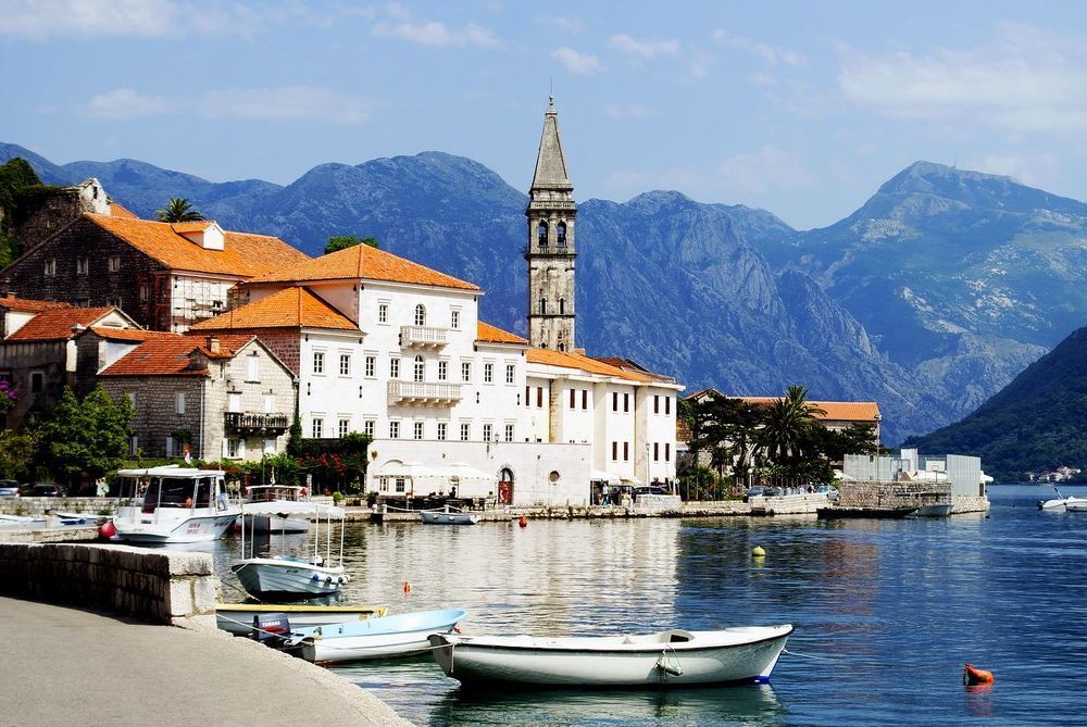Rerast, Montenegro