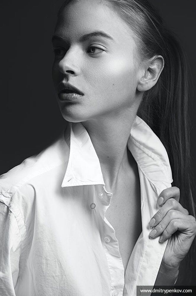 Karolina, Milan