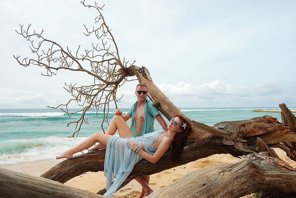 One love. Bali.