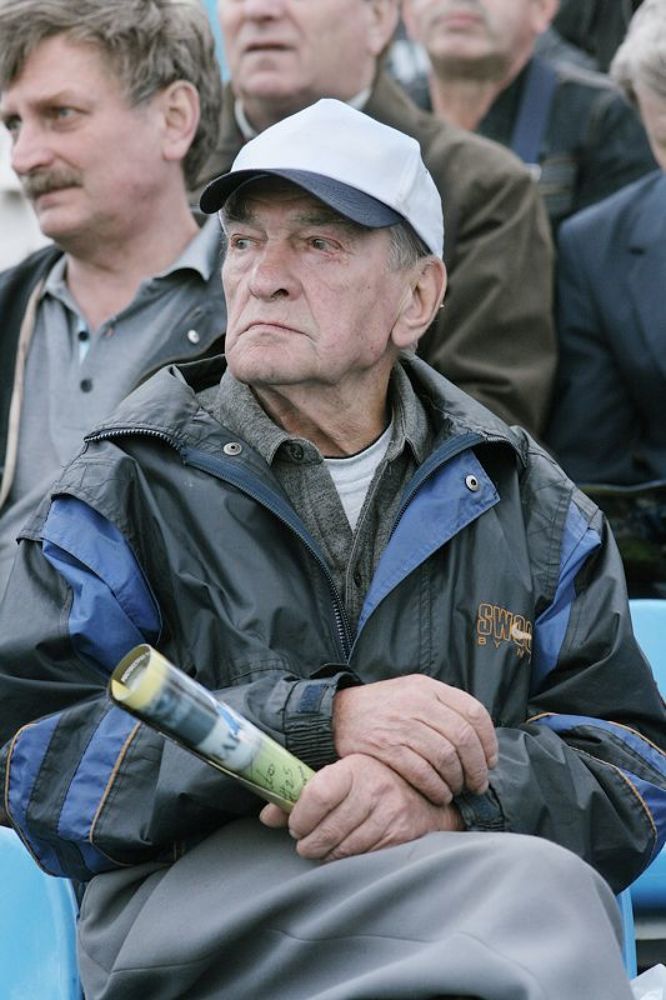 Первая лига. Лица.