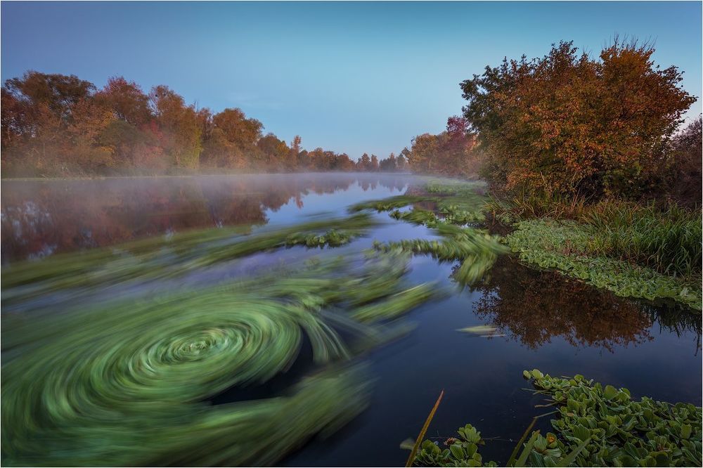 Водоворот реки.