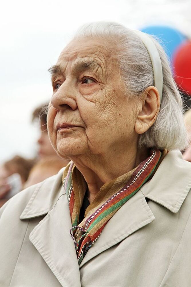 Достойные люди достойной страны