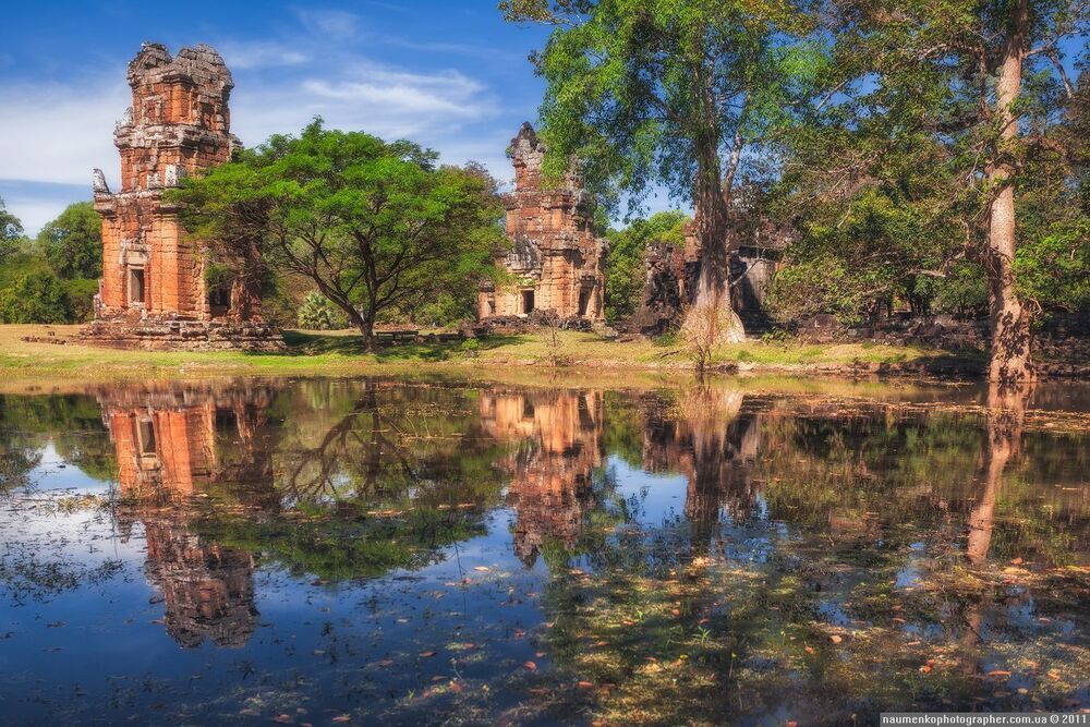 Камбоджа. Ангкор Том. Клеанги и Прасат Сур Прат (Kleangs & Prasat Suor Prat)
