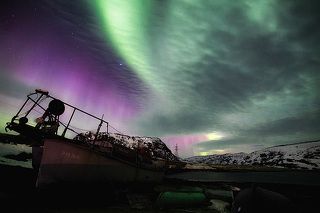 п. Териберка, Мурманская область.Вспышка g4.