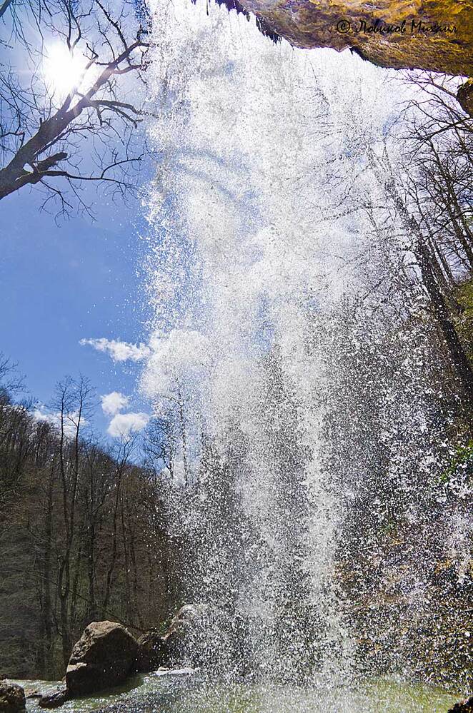 Геймановский водопад весной