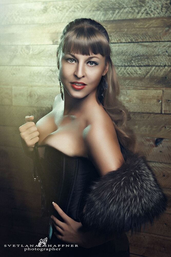 Md Юля
Style :  Svetlana Shaffner
Location: Photostudio-Fly
Photo:Svetlana Shaffner